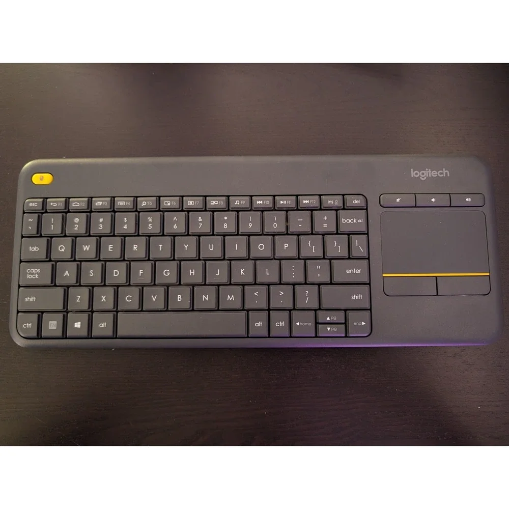 Logitech K400 Plus keyboard RF Wireless - Black No Dongle